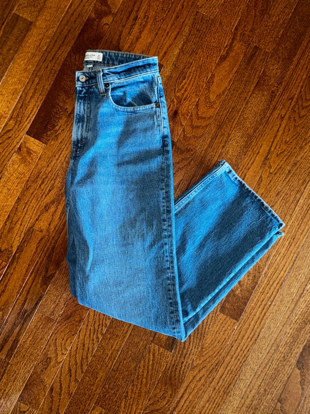 Abercrombie & Fitch Curve Love 90s Relaxed High Rise Jeans Size 27 Regular